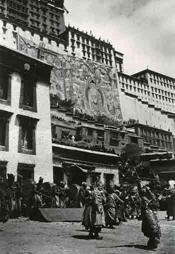 
Dancers perform at the foot of the Potala Palace during the great thangka ceremony - Lost Lhasa book
